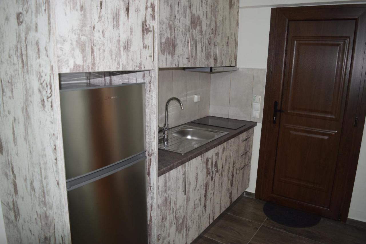 PissesGiannisアパートメント エクステリア 写真